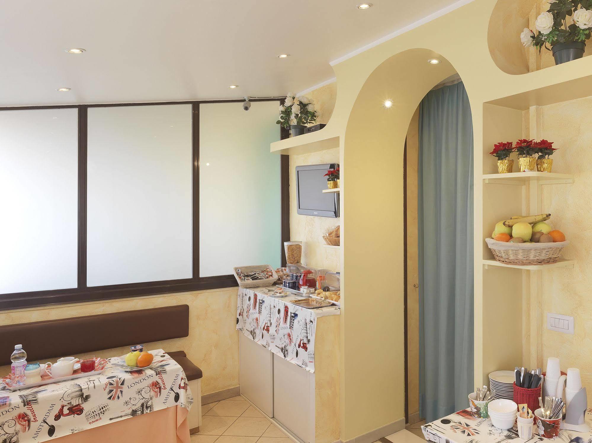 Hotel Arco Romana Milano Eksteriør billede